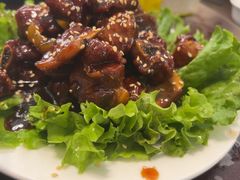 -巍山𤆵肉饵丝