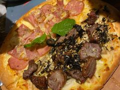 黑松露拼培根火腿披萨-祖母的魔法厨房(印象城店)