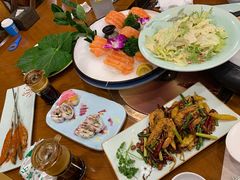 -青瓦餐厅·生鱼片·韩园烤肉(西塔店)