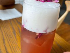 树莓梨汁苏打水-BOR Eatery(安福路店)