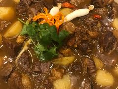 -鱼鲜饭香·招牌汽锅剁椒鱼头王