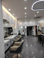 -CACA HAIR SALON