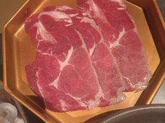 -钱小奴海鲜自助黑金店(杭州滨江龙湖店)