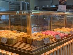 面包甜点陈列柜-木子木水日式烫面包(世界城光谷店)