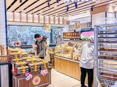 -天虹购物中心(深圳龙华店)