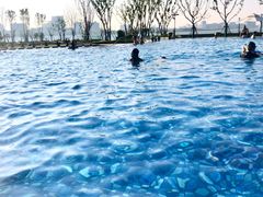 -上海滴水湖皇冠假日酒店