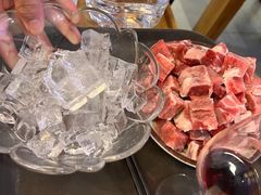 -毛辣果·贵州红酸汤牛肉火锅(西单店)