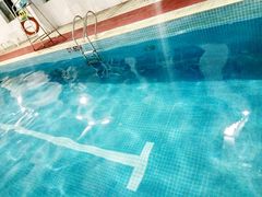 泳池-领晟体育蓝天花园室内游泳馆