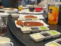 -艳阳天民俗村(公园路店)