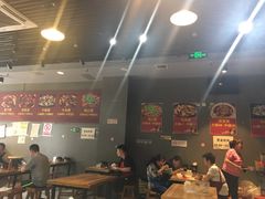 大堂-范贤光鸡公煲(平乐园总店)