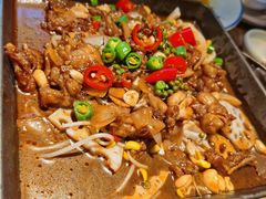 馋嘴牛蛙锅-蜜桃餐厅·江浙融合菜(荟聚购物中心店)