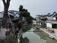 -百联南桥购物中心