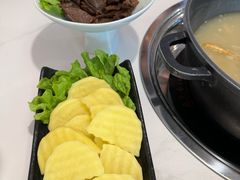 -汤宴·参须肚包鸡(南京路店)