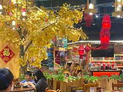 -老滇山寨•云南特色菜•地方菜•民族风情歌舞表演(金碧店)