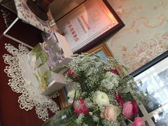 -燕庭·纯燕窝·甜品下午茶(南京西路店)