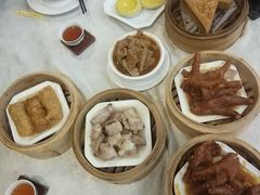 -东豪园林海鲜酒家(南港路辅路店)