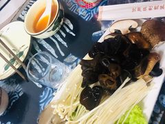 -弘烨 贵州酸汤 鱼火锅(东财店)