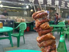 -老黑烧烤(四季花城店)
