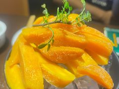 -曼听小寨海鲜烧烤·大连辣炒大王(盖州街店)