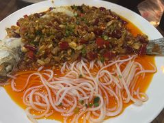 -堂瓦里·33年传统赣菜(第一街区店)