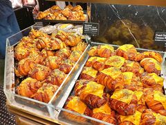 -BUTTERFUL&CREAMOROUS 黄油与面包(万象城店)