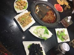 -唇辣号重庆老火锅(燕郊鑫乐汇店)
