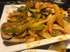 -火枪手串吧·鹤岗小串涮肚(亦庄店)