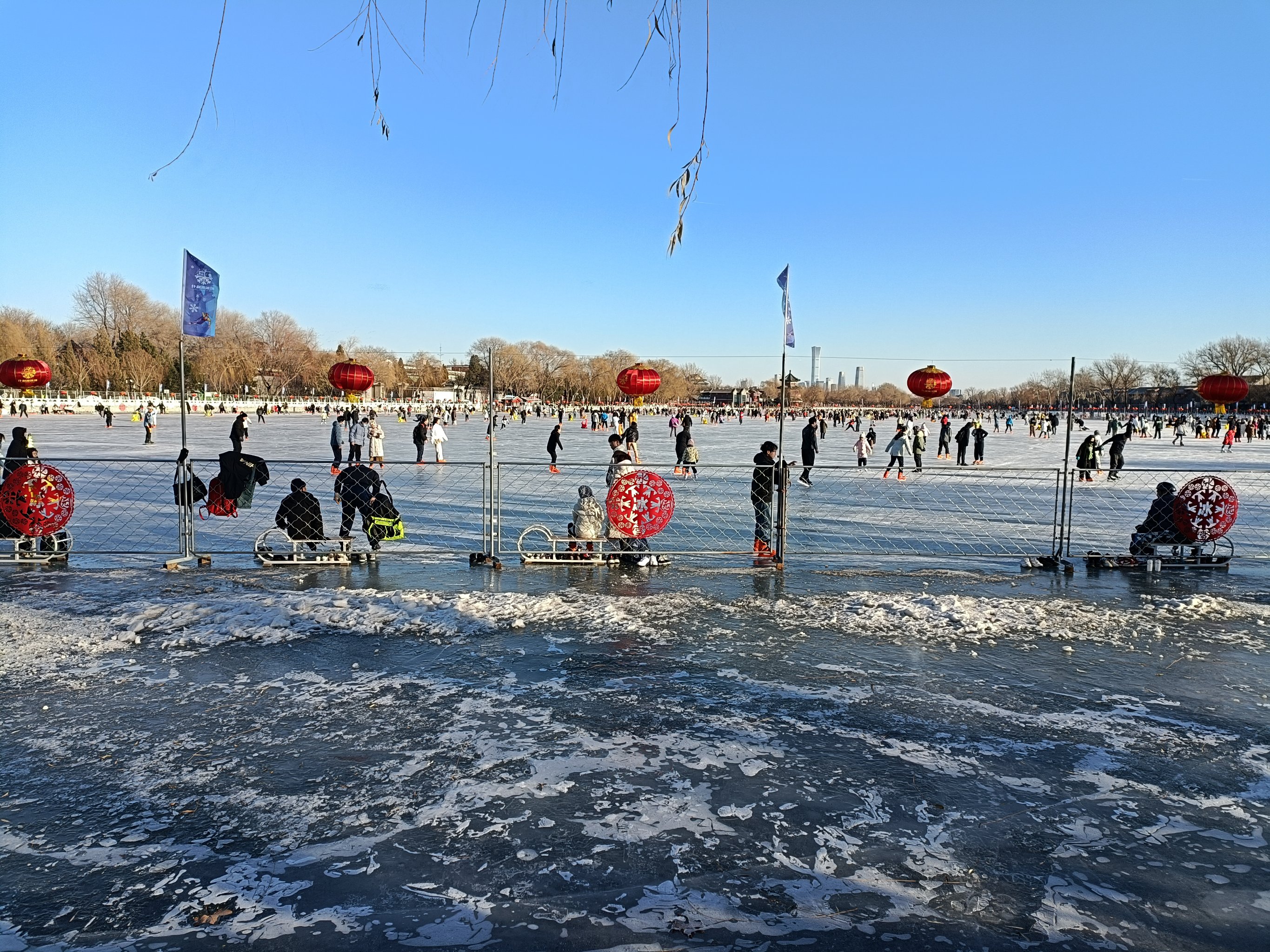 什刹海冰场可以滑冰啦