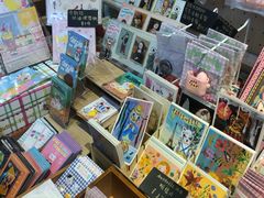 -恋物百货商店(华侨城店)