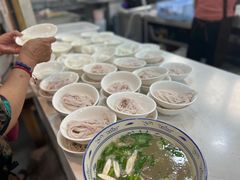 -瑞扬草芽过桥米线(穿金路店)