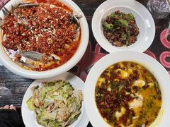 -雪湖煜辰鱼头老店(雪野湖店)