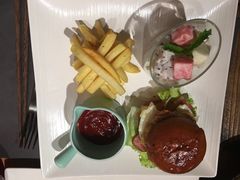 -大理岛·精品云南菜·音乐餐厅
