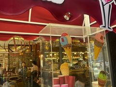 -上海和平饭店维克多咖啡厅 Victor's