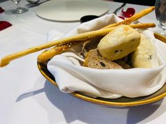 -Erman岩烧牛排(虹桥南丰城店)