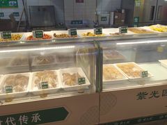 面包甜点陈列柜-紫光园清真北京小吃(府右街店)