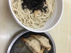 -黄阿姨锅贴大王(万航渡路店)