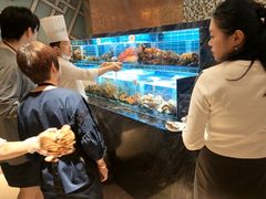 -雍容荟帝王蟹活龙虾展台自助(IFS黑金店)
