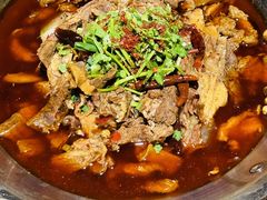 -大众跷脚牛肉馆·非遗传承单位(峨眉山店)