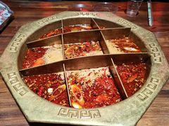 -乐山串串香老火锅(鼓楼店)