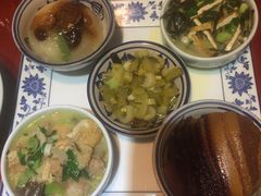-窄巷子陕菜馆·地道陕西菜(粉巷店)