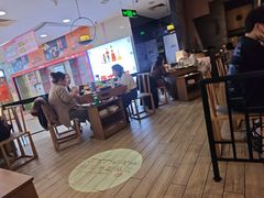 -呷哺呷哺(万达新世界店)