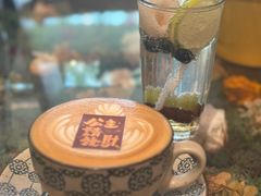 -北平花园·潮玩萌牙·北平咖啡(南锣鼓巷胡同店)