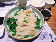 炸酱面-小大董·烤鸭(凤凰汇店)