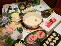 -洪氏嗨捞·猪肚鸡火锅(阳光天地店)