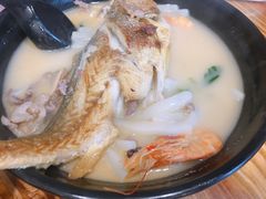 大黄鱼海鲜汤糕-台州老六海鲜面馆(上南总店)