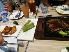 -必胜客(宁海西子国际店)