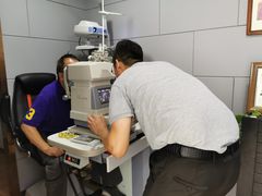 -翰佐蔡司小乐圆·依视路星趣控·暴龙眼镜折扣店
