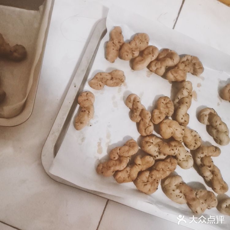 非油炸小麻花#高筋粉150g 鸡蛋 1个