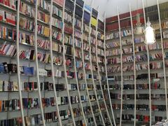 -钟书阁(松江泰晤士小镇店)