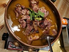 舅母子腊猪蹄-帅巴人舅母子腊蹄民俗村